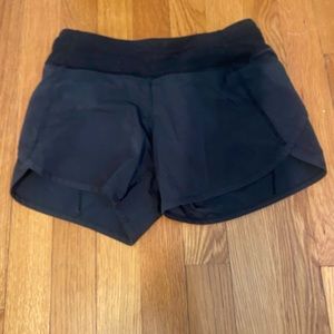 Ivivva black shorts